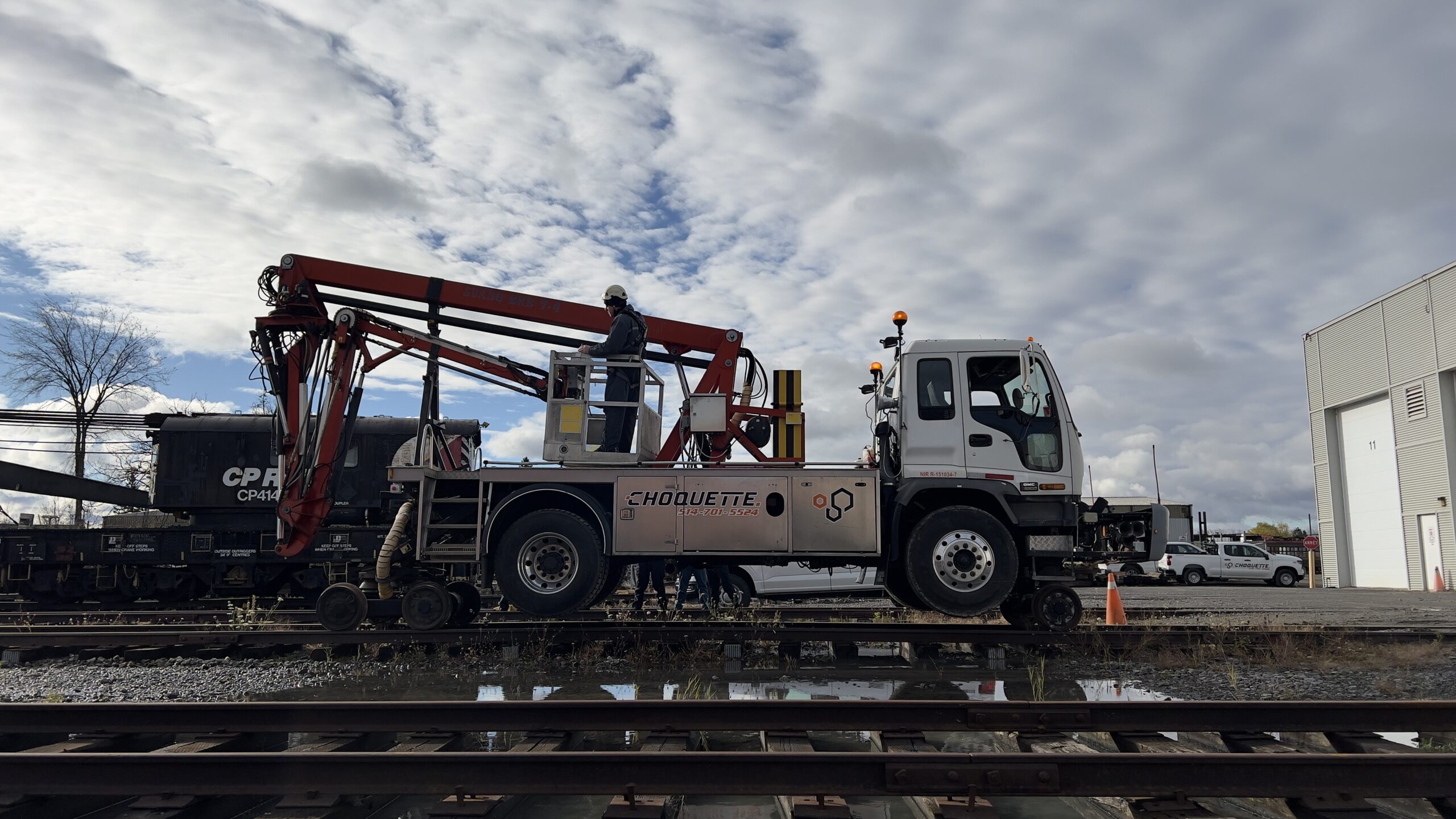 Hi-Rail unit